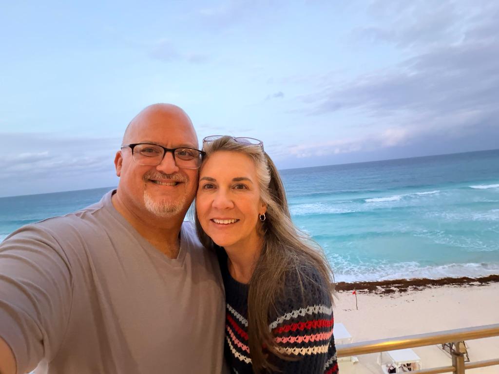 Portrait of  DOUGLAS & JENNIFER LESLIE